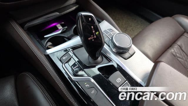 BMW 5시리즈 (G30) 520d M Sport Plus, 2019 9
