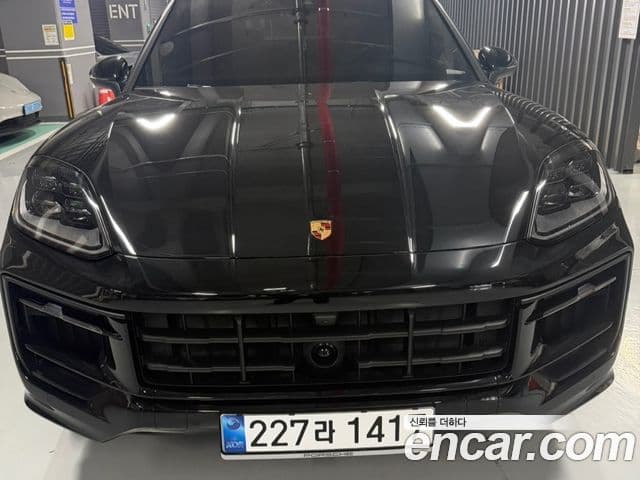 Porsche Cayenne (PO536) 3.0 купе, 2025 1