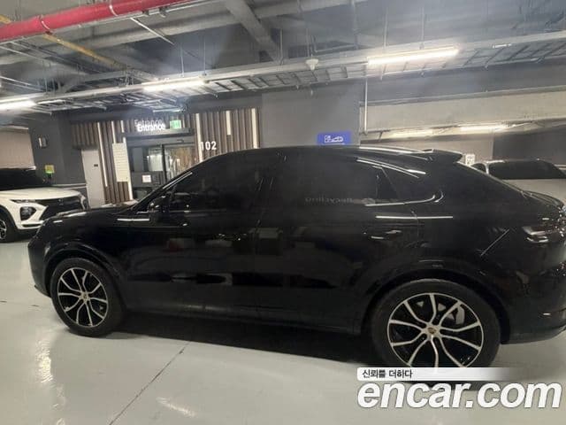 Porsche Cayenne (PO536) 3.0 купе, 2025 7