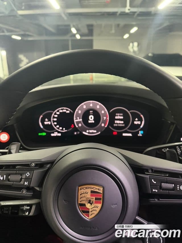 Porsche Cayenne (PO536) 3.0 купе, 2025 13