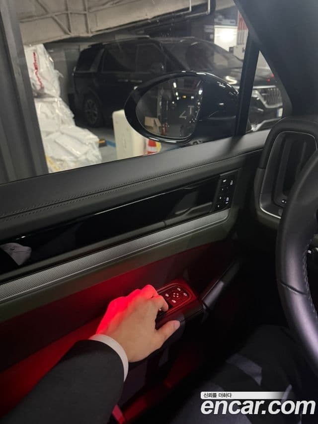 Porsche Cayenne (PO536) 3.0 купе, 2025 18