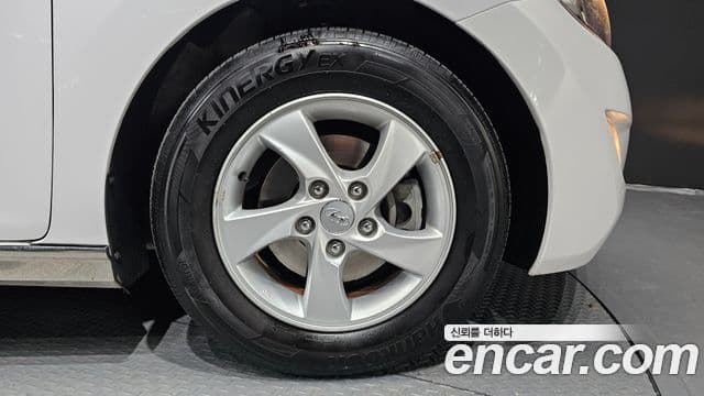 Hyundai Avante MD M16 GDI Smart, 2013 все фото