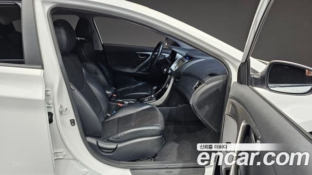 Hyundai Avante MD M16 GDI Smart, 2013 12