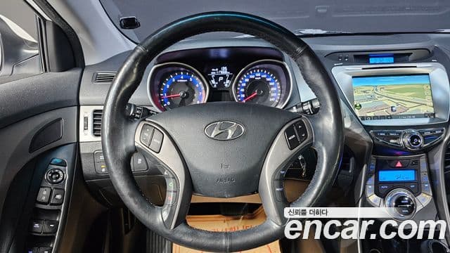 Hyundai Avante MD M16 GDI Smart, 2013 17