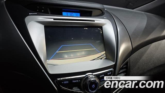 Hyundai Avante MD M16 GDI Smart, 2013 19