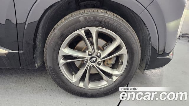 Hyundai Santa Fe TM Inspiration, 2019 все фото