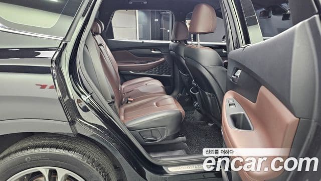 Hyundai Santa Fe TM Inspiration, 2019 12