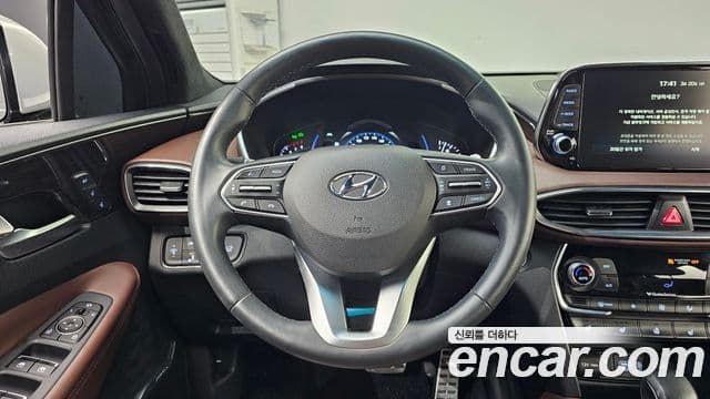 Hyundai Santa Fe TM Inspiration, 2019 13