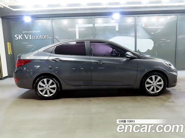 Hyundai Accent(новый кузов / новое поколение) 1.6 GDI top, 2012 4