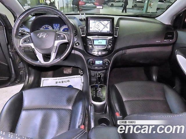 Hyundai Accent(новый кузов / новое поколение) 1.6 GDI top, 2012 11