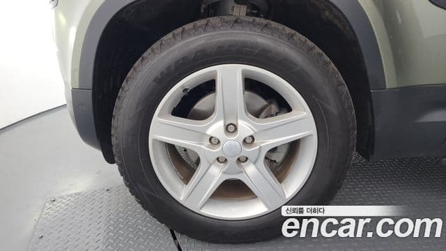 Land Rover Defender (L663) 110 D250 SE, 2023 все фото