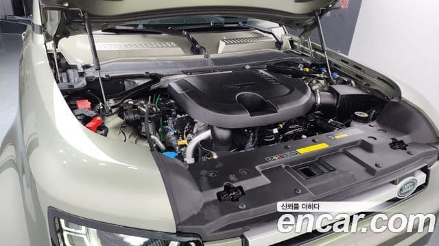 Land Rover Defender (L663) 110 D250 SE, 2023 6