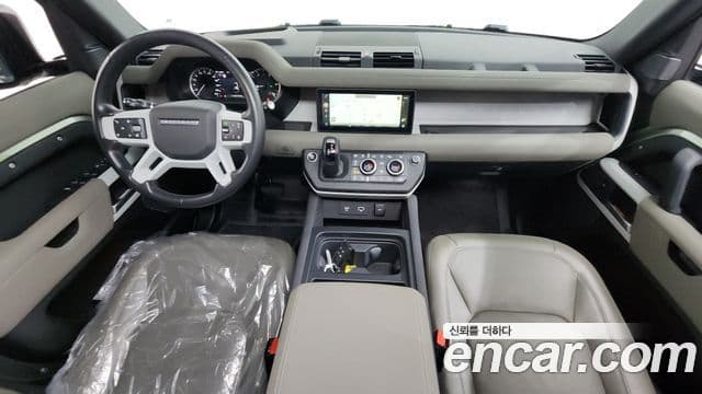 Land Rover Defender (L663) 110 D250 SE, 2023 7