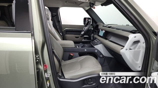 Land Rover Defender (L663) 110 D250 SE, 2023 11