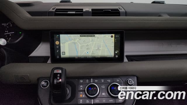 Land Rover Defender (L663) 110 D250 SE, 2023 14