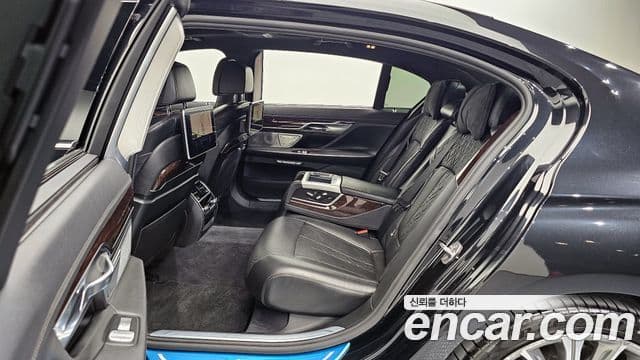 BMW 7시리즈 (G11) 750Li xDrive, 2016 11