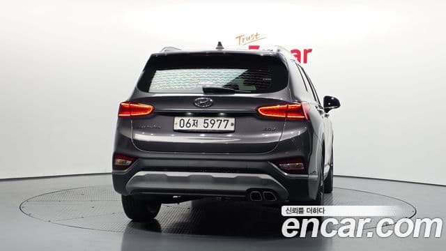 Hyundai Santa Fe TM Prestige, 2019 4