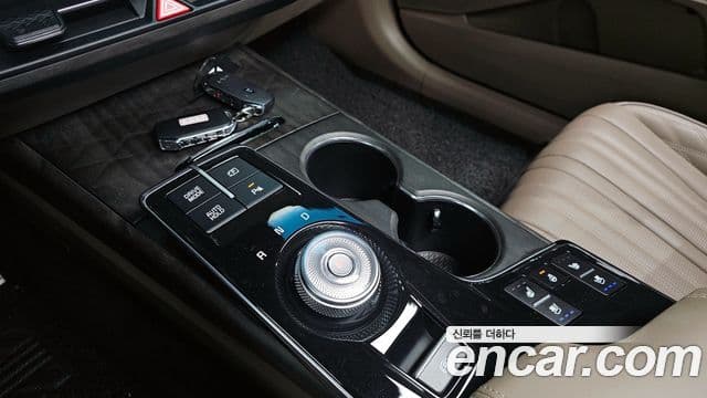 Kia K8 гибрид Signature, 2022 9