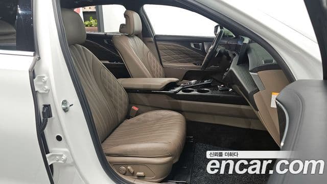 Kia K8 гибрид Signature, 2022 10