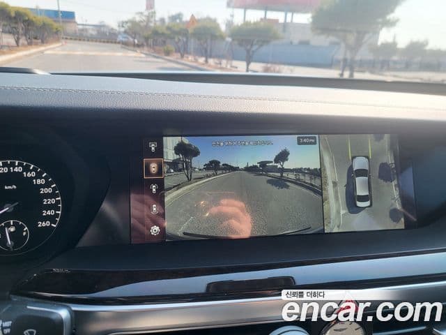 Genesis G90 Luxury, 2020 13