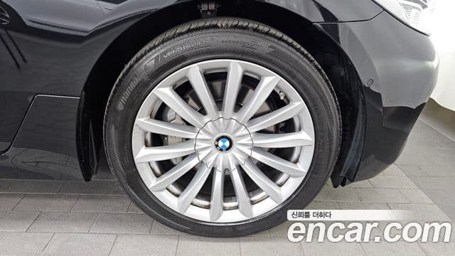 BMW 6시리즈 GT (G32) Luxury, 2023 все фото