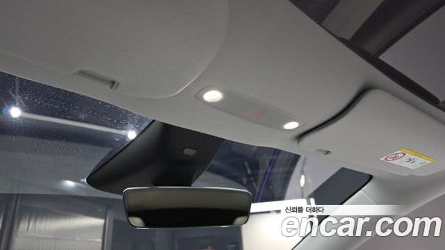 Tesla модель Y, 2025 19