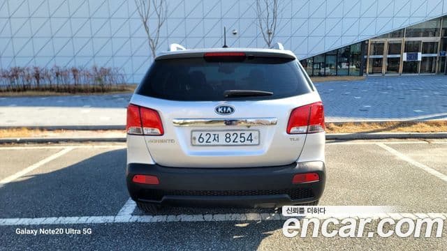 Kia Sorento R топовая версия, 2011 4