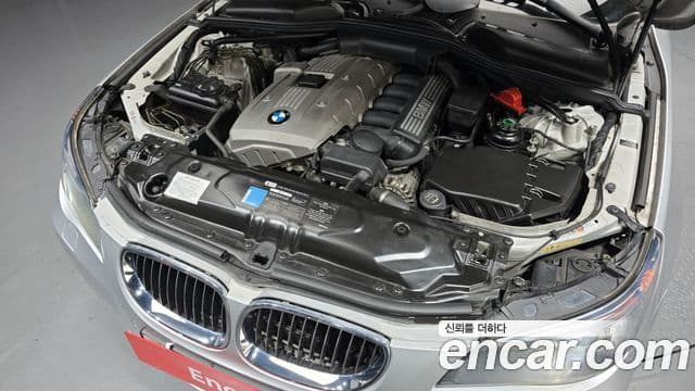BMW 5시리즈 (E60) 530i седан, 2006 6