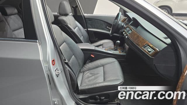 BMW 5시리즈 (E60) 530i седан, 2006 10