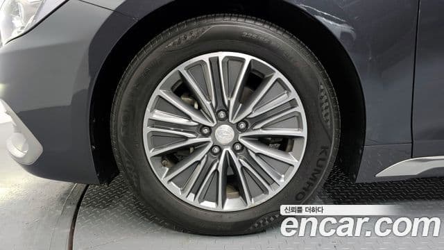 Hyundai Grandeur IG гибрид Exclusive, 2018 все фото