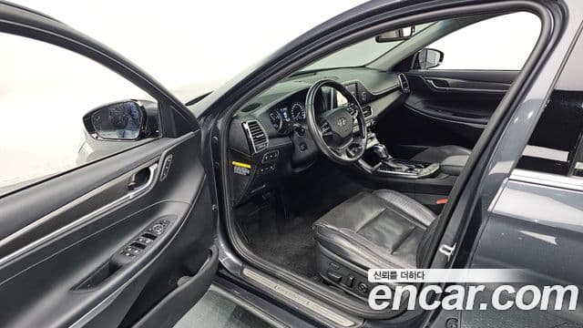 Hyundai Grandeur IG гибрид Exclusive, 2018 11
