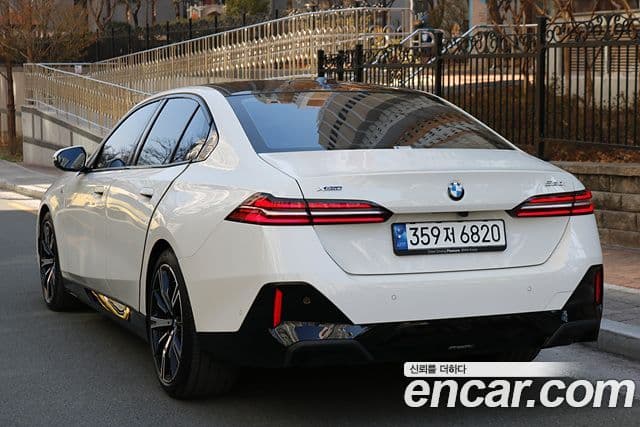 BMW 5시리즈 (G60) 530i xDrive M Sport, 2024 2