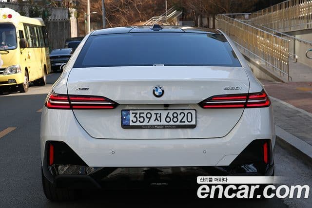 BMW 5시리즈 (G60) 530i xDrive M Sport, 2024 4