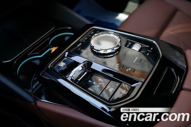 BMW 5시리즈 (G60) 530i xDrive M Sport, 2024 9