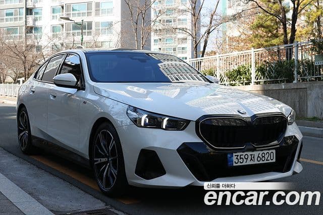 BMW 5시리즈 (G60) 530i xDrive M Sport, 2024 11