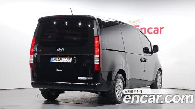 Hyundai Staria Modern, 2025 2