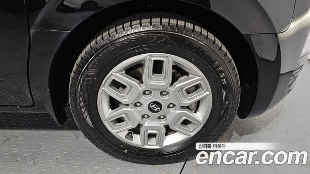 Hyundai Staria Modern, 2025 все фото