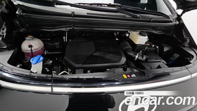 Hyundai Staria Modern, 2025 6