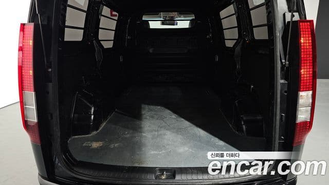 Hyundai Staria Modern, 2025 20