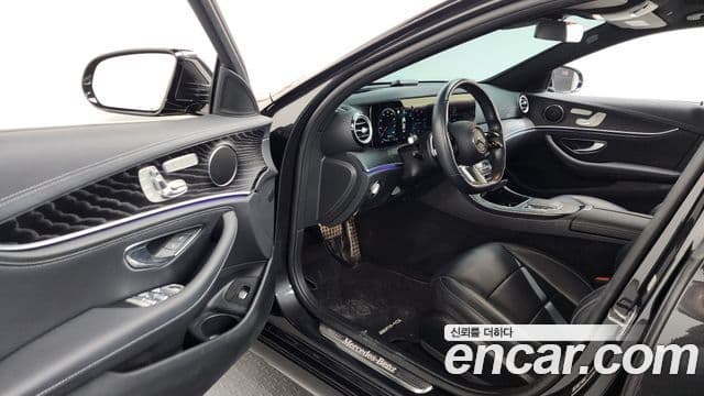 Mercedes-Benz E-класс W213 AMG Line, 2021 10