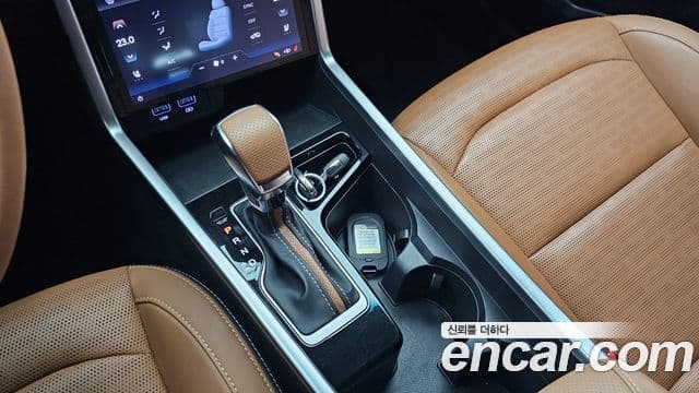 KG모빌리티(SsangYong) Torres T7, 2024 9