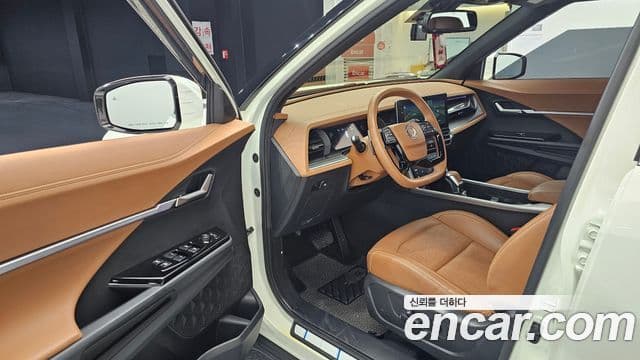 KG모빌리티(SsangYong) Torres T7, 2024 10