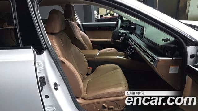 Hyundai Grandeur гибрид (GN7) Premium, 2025 11