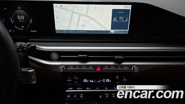 Hyundai Grandeur гибрид (GN7) Premium, 2025 14