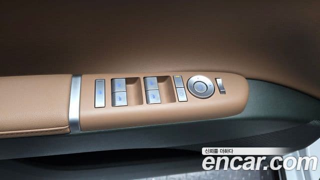 Hyundai Grandeur гибрид (GN7) Premium, 2025 17