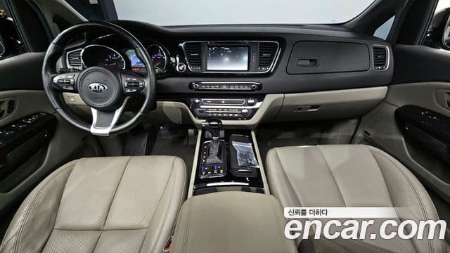 Kia All New Carnival President, 2016 7