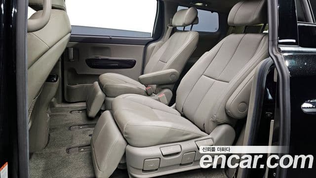 Kia All New Carnival President, 2016 12