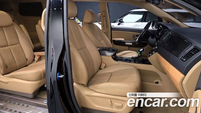 Kia The / новый New Carnival Noblesse Special, 2019 10