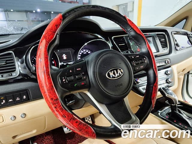 Kia All New Carnival Noblesse, 2016 16
