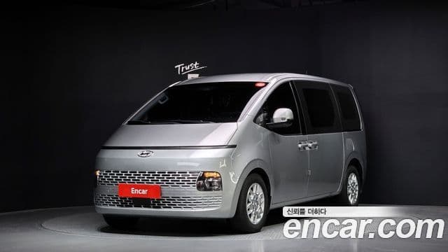 Hyundai Staria Modern, 2022 1